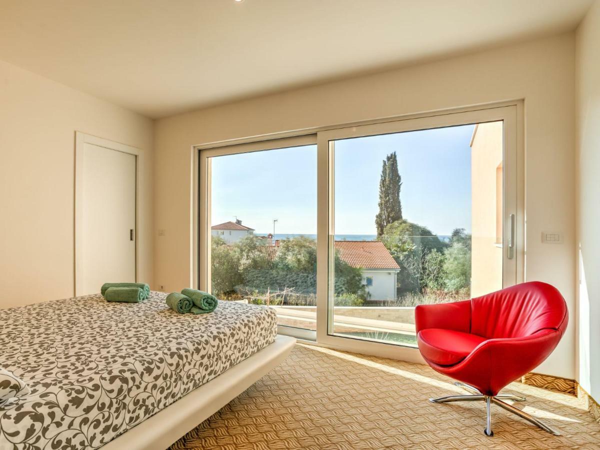 Apartment Karmen Lovrečica Buitenkant foto