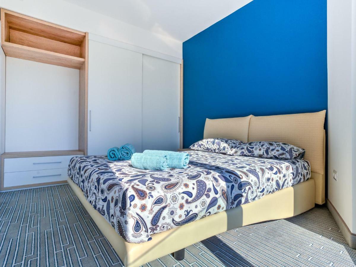 Apartment Karmen Lovrečica Buitenkant foto